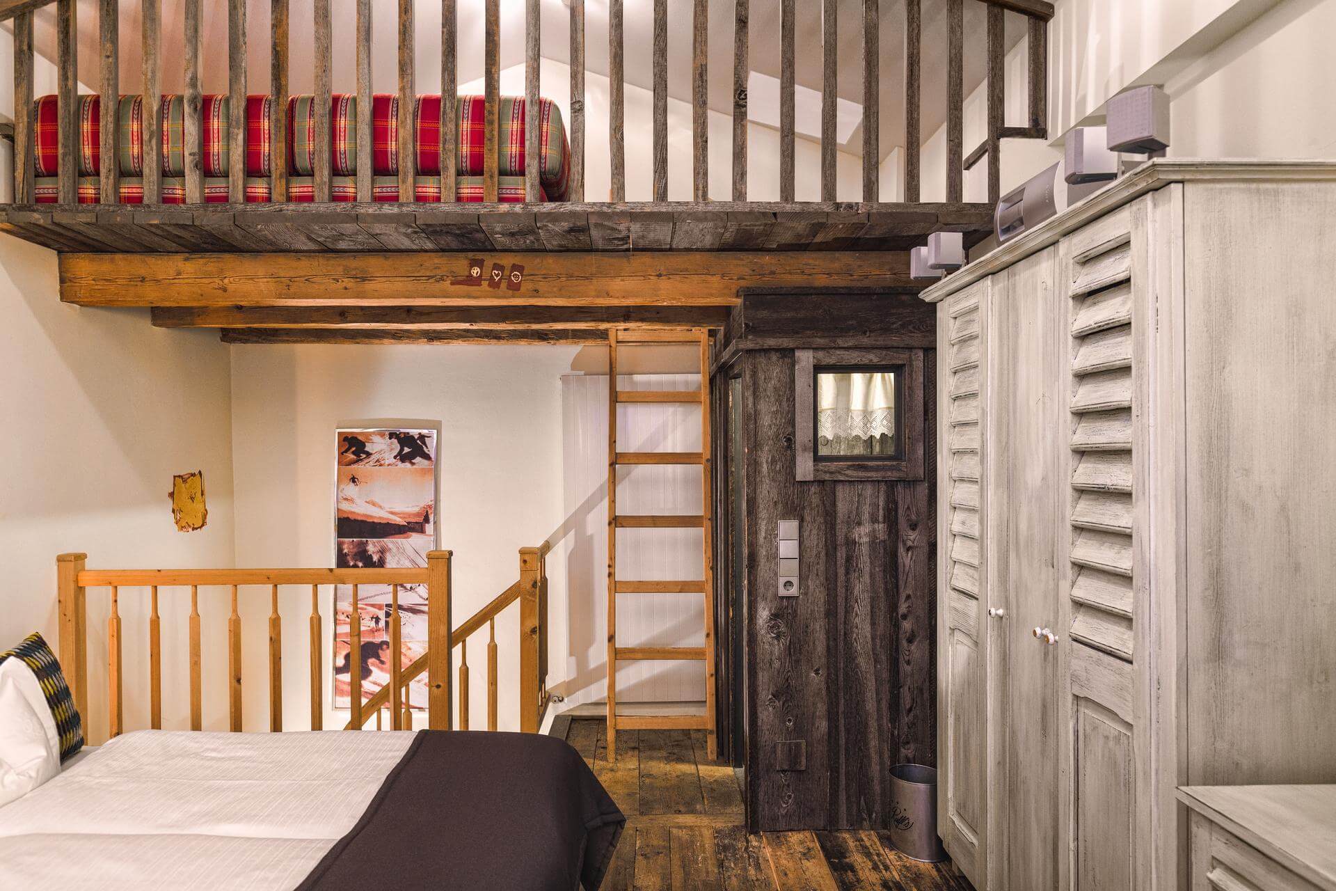 raffls_antonerhof_grandsuitemaisonette_west_0691